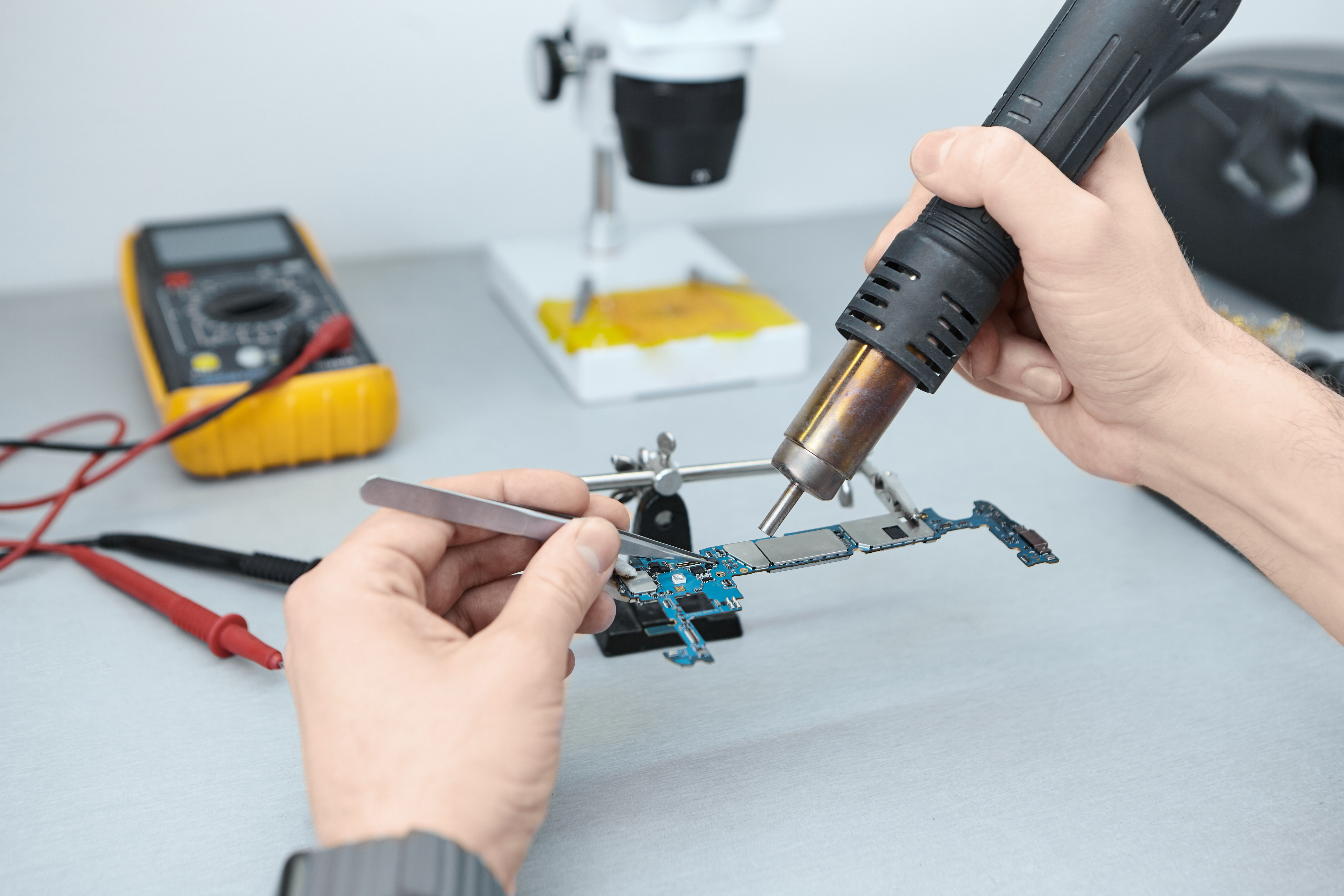 Diagnóstico de un móvil en el taller
